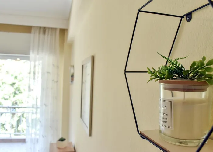 Sunny House 24 Неа-Перамос