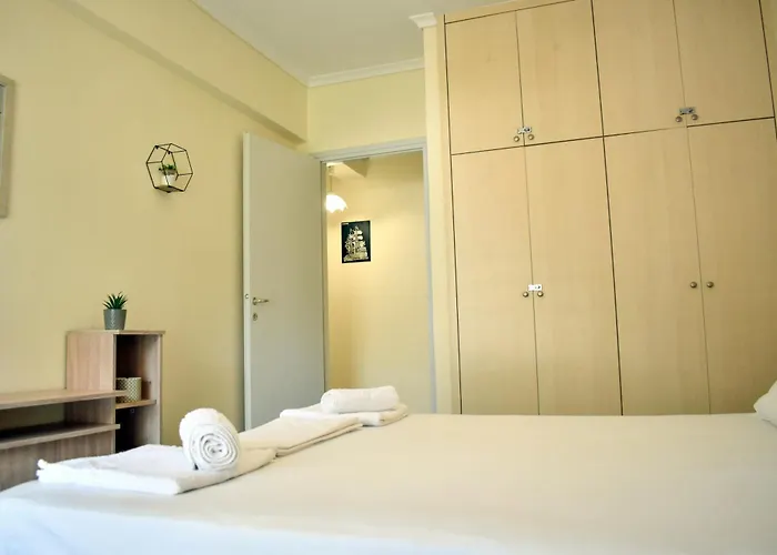 Sunny House 24 Неа-Перамос