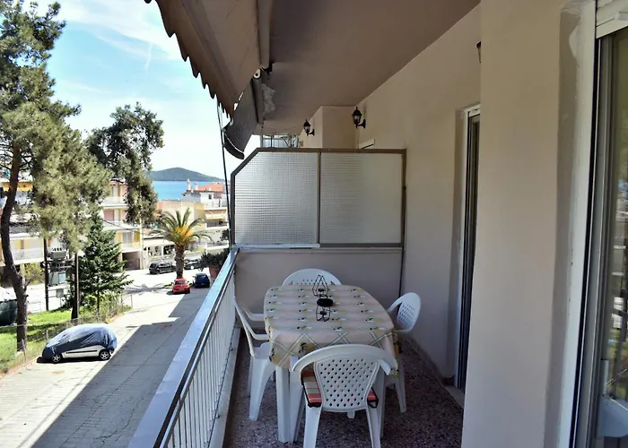 Sunny House 24 Неа-Перамос